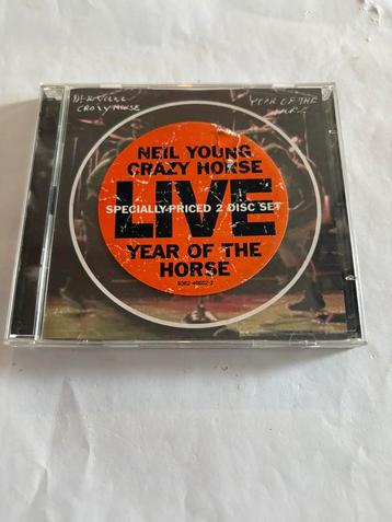 Neil Young & Crazy Horse - Year of the horse (2 cd’s) beschikbaar voor biedingen