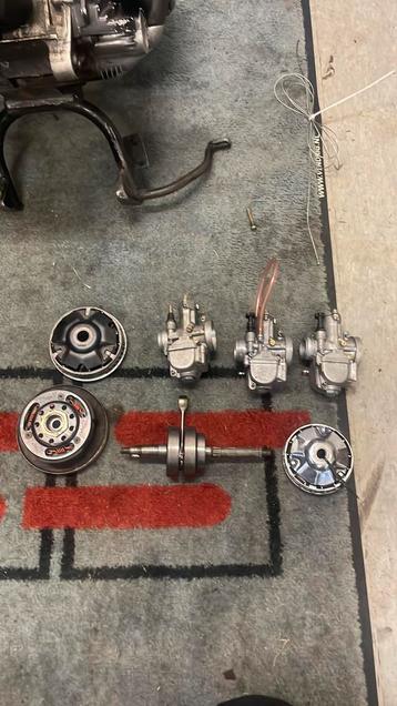 Zip 70cc/150cc onderdelen beschikbaar voor biedingen