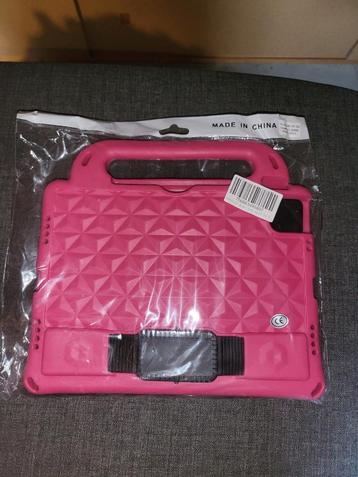 200x Tablethoezen Samsung & iPad - Nieuw in verpakking beschikbaar voor biedingen