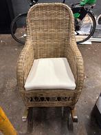Rotan Schommelstoel met Kussen, Ophalen, Gebruikt, Bruin, Riet of Rotan