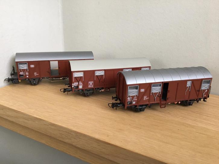 Roco DB gesloten goederenwagons type Gs, Hobby en Vrije tijd, Modeltreinen | H0, Zo goed als nieuw, Wagon, Gelijkstroom, Roco