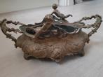 Oude bronzen Jardiniere met engelen, Binnen, Ophalen of Verzenden, Zo goed als nieuw, Metaal