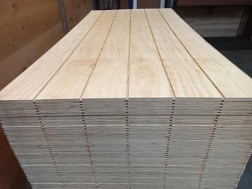 CHANNELPLY UNDERLAYMENT 2440X1220MM 15MM 90mm beschikbaar voor biedingen