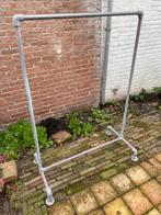 Kledingrek industrieel ijzer kleding, Ophalen, Zo goed als nieuw