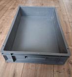 Grijze stabelbare krat, Gebruikt, 50 tot 75 cm, Minder dan 35 cm, Ophalen of Verzenden