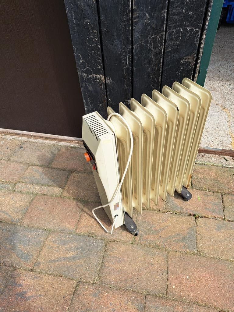Zanussi Oliegevulde Radiator - Elektrische Kachel, Ophalen, 30 tot 80 cm, Gebruikt, Radiator
