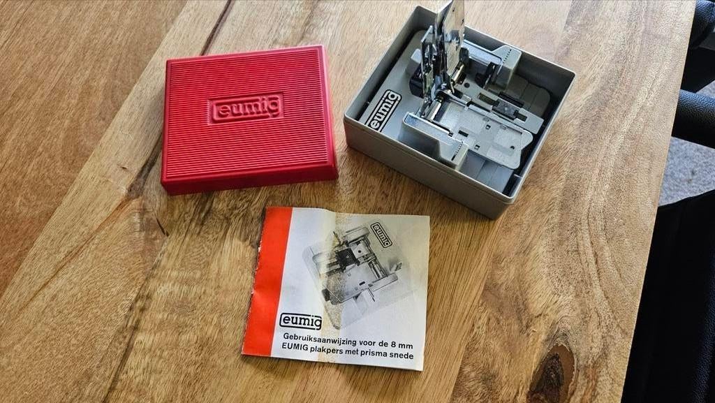 Eumig plakpers 8mm film - Als nieuw!, Ophalen of Verzenden