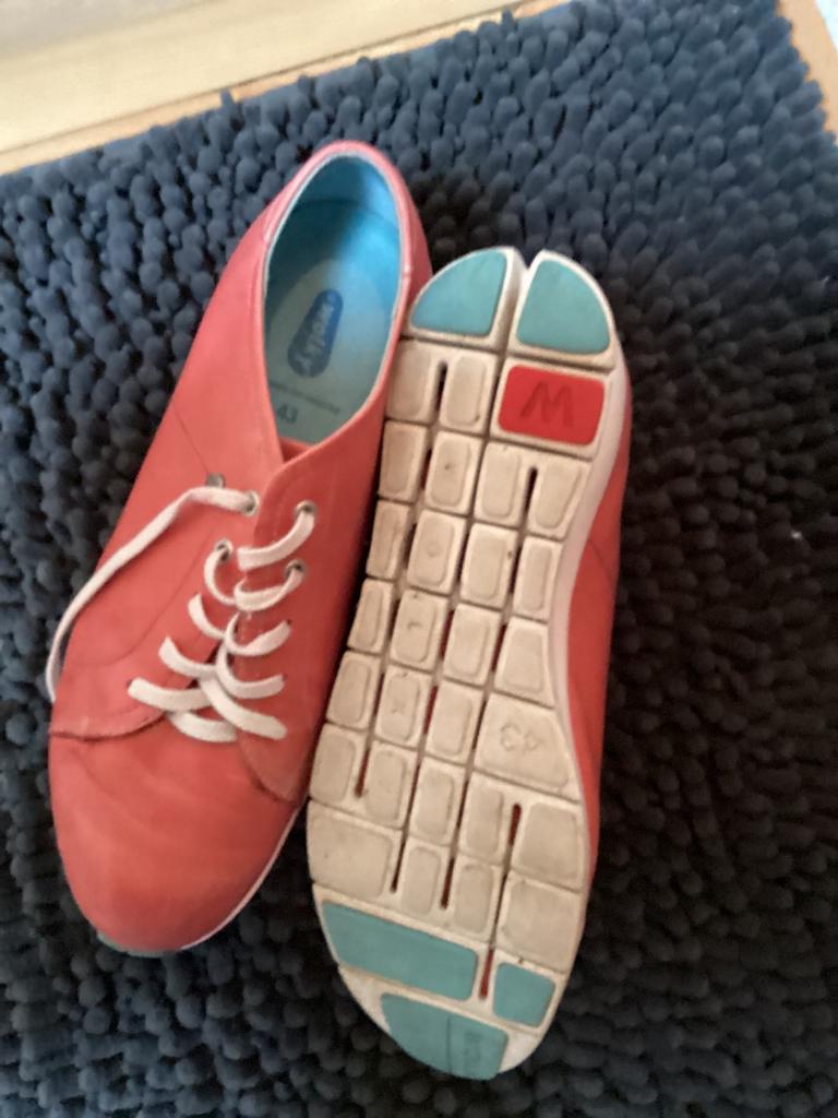 Wolky maat 43, Ophalen of Verzenden, Zo goed als nieuw, Sneakers of Gympen