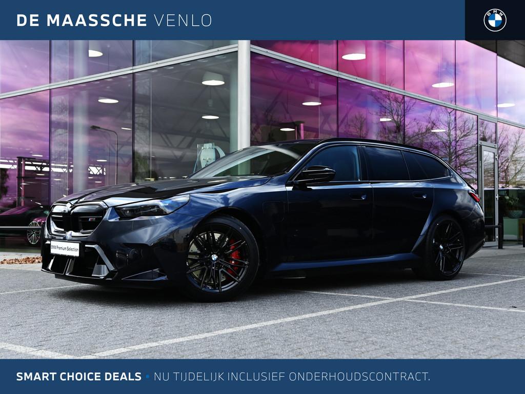 BMW M5 Touring Automaat / Trekhaak / Panoramadak / M Drive P, Auto's, 4395 cc, Zwart, Vierwielaandrijving, 5-Serie