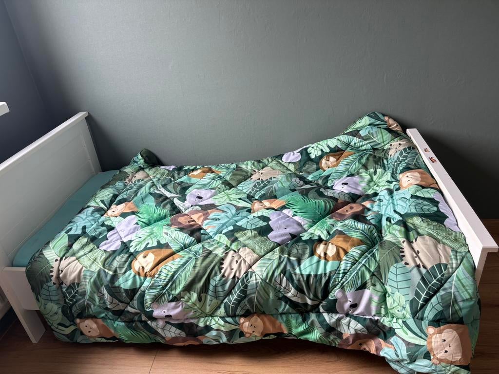 Wit houten peuterbed, Ophalen, 70 tot 85 cm, 140 tot 160 cm, Zo goed als nieuw