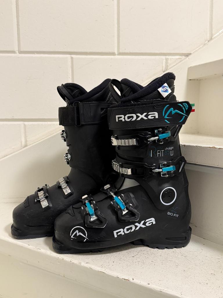 Skischoenen dames, Sport en Fitness, Skiën en Langlaufen, 160 tot 180 cm, Gebruikt, Schoenen, Ophalen of Verzenden