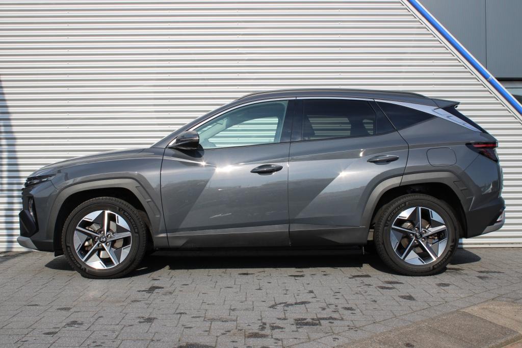 Hyundai Tucson 1.6 T-GDI HEV Comfort (bj 2024, automaat), Stof, Gebruikt, 4 cilinders, 1360 kg