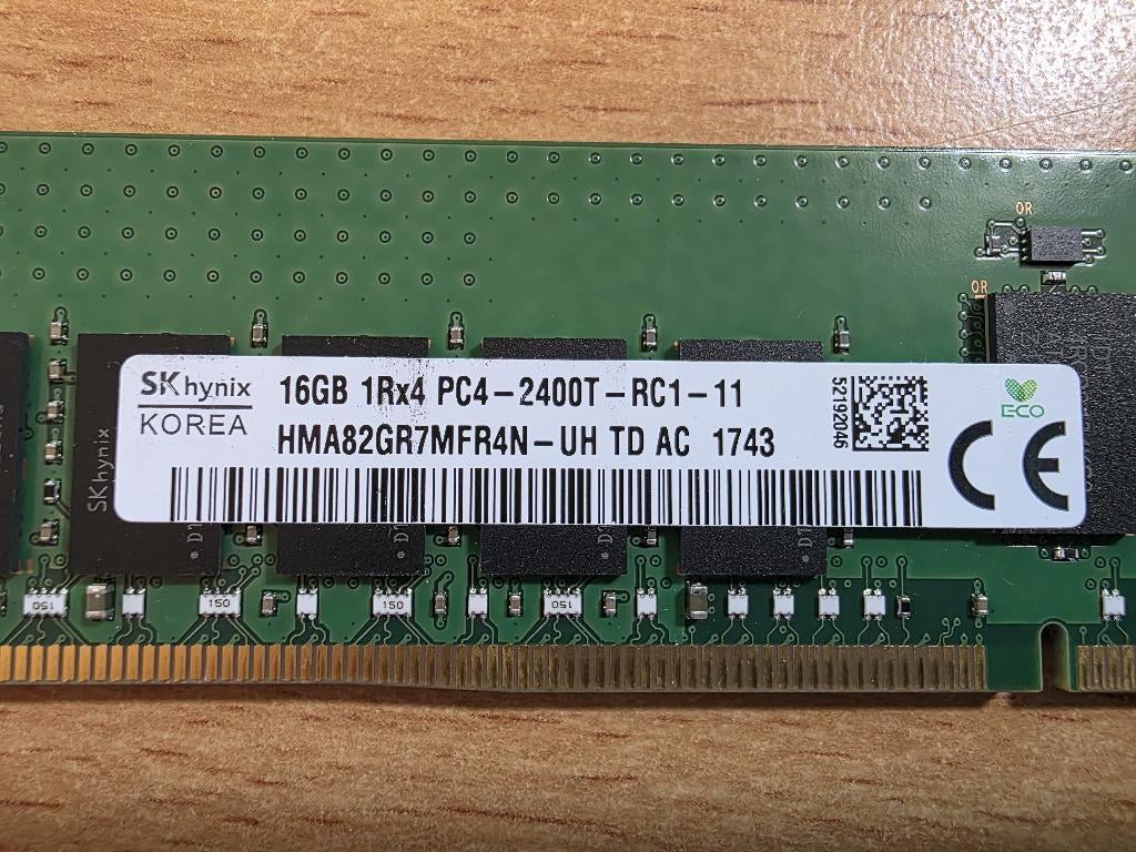 Server DDR4 RAM 16 stuks 16GB 1xR4 PC4-2400T-RC1-11, Computers en Software, RAM geheugen, Server, DDR4, Ophalen of Verzenden, Zo goed als nieuw