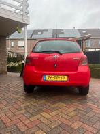 Toyota Yaris 1.3 16V Vvt-i 5DR 2007 Rood, Auto's, Toyota, Voorwielaandrijving, 40 €/maand, 4 cilinders, 995 kg