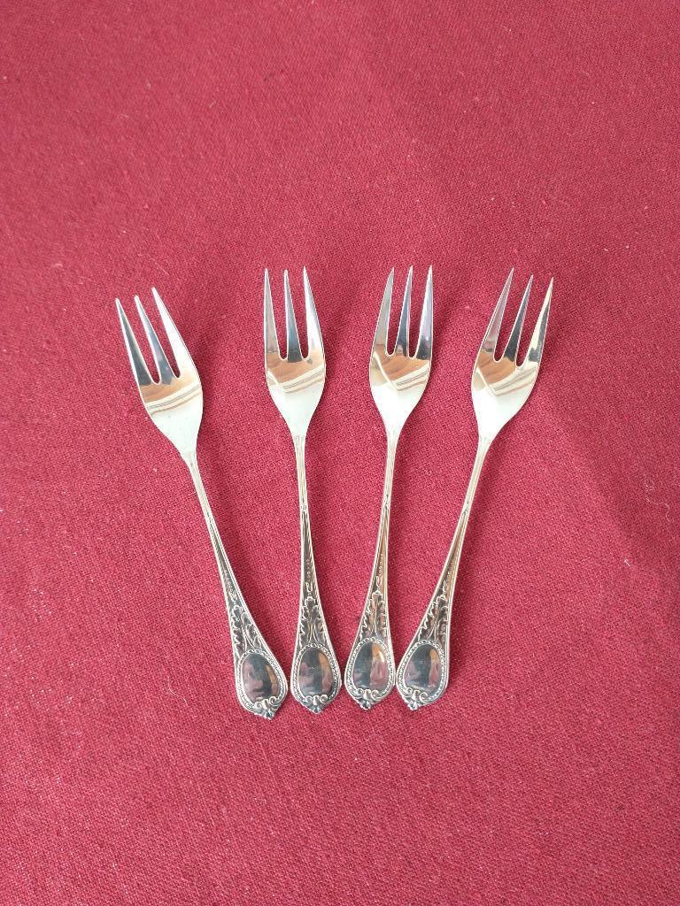 Taartvorkjes  rococo stijl sierlijk gedecoreerd, Ophalen of Verzenden