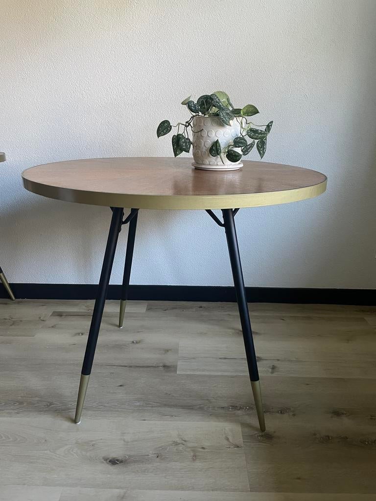 Ronde eettafel - walnoot hout fineer, Huis en Inrichting, Tafels | Eettafels, Gebruikt, 50 tot 100 cm, Rond, 50 tot 100 cm