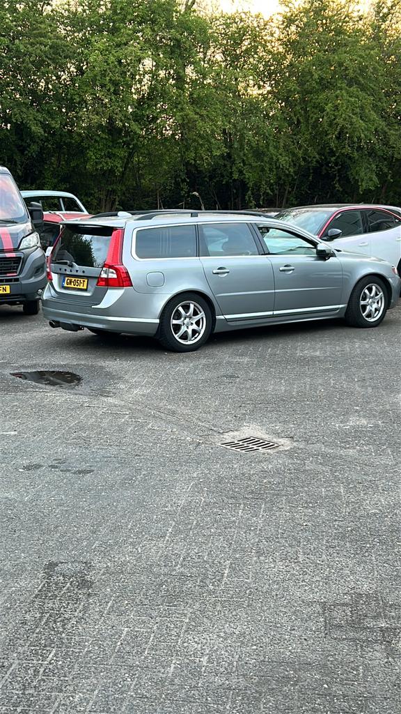 Volvo V70 2.0 D3 2011 Grijs, Voorwielaandrijving, 1984 cc, 163 pk, V70