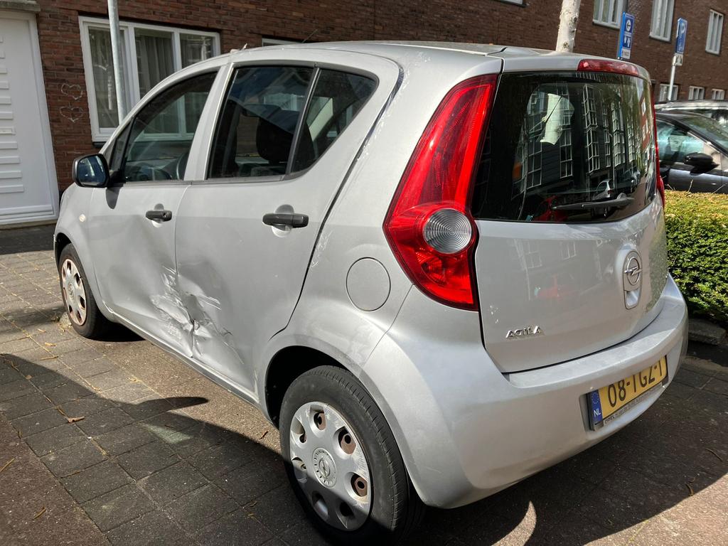 Gezocht linkervoor + achter portier Opel Agila 2012 Grijs, Auto's, 31 €/maand, Origineel Nederlands, Handgeschakeld, Particulier