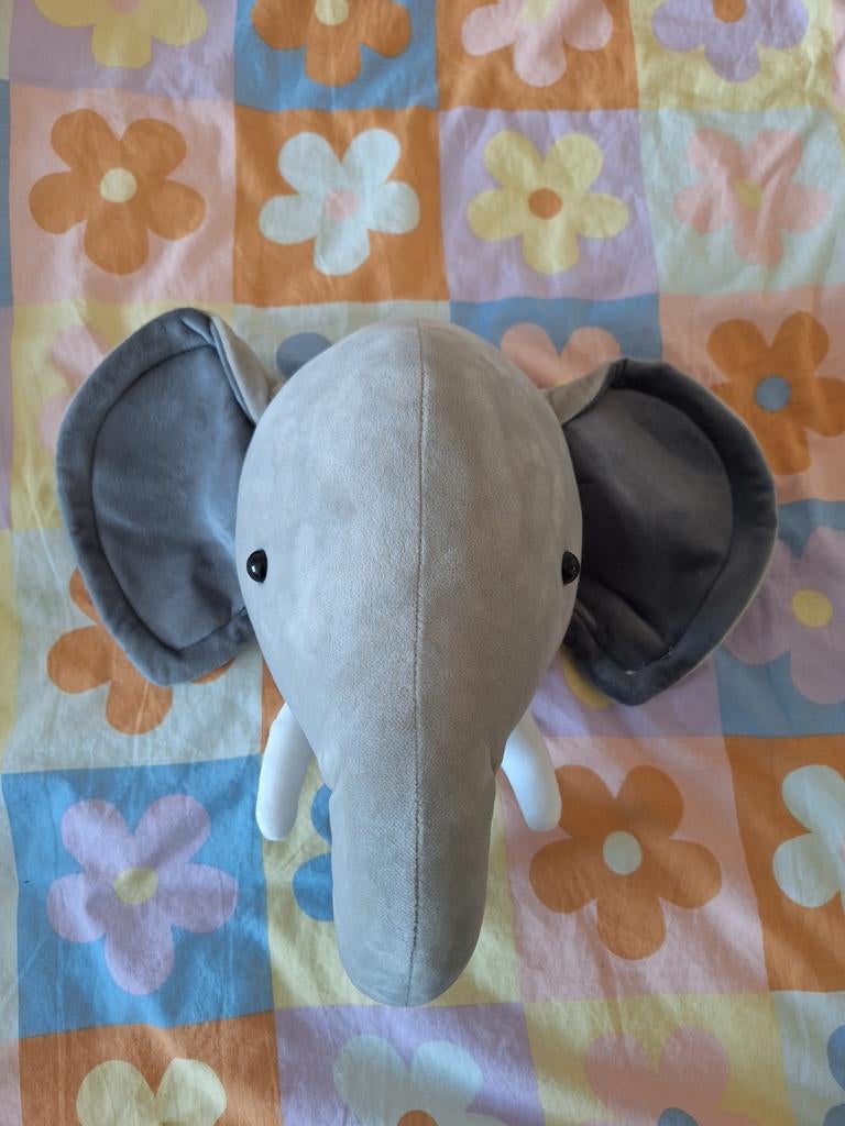 Pluche olifantenkop wanddecoratie kinderkamer, Ophalen of Verzenden, Zo goed als nieuw, Wanddecoratie