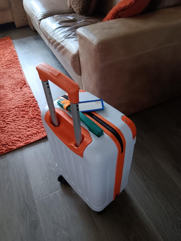 Handbagage koffer, Wieltjes, 50 tot 60 cm, Hard kunststof, Nieuw