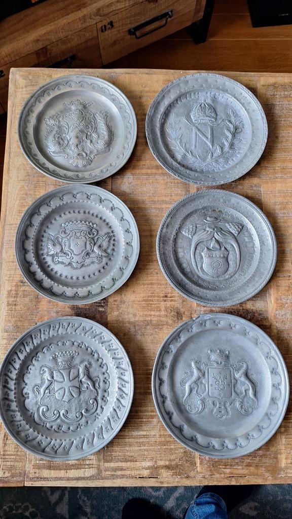 6 antieke tinnen wapenborden, zie foto's, Antiek en Kunst, Antiek | Tin, Ophalen of Verzenden
