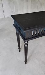 Zwarte sidetable, haltafel met sierlijke poten., Huis en Inrichting, Ophalen, Gebruikt, 50 tot 100 cm, Landelijk, brocante, empire, klassiek, barok, baroque