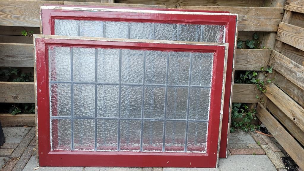 Drie antieke glas-in-lood ramen uit 1905, grenen kozijn, Doe-het-zelf en Verbouw, Glas en Ramen, Ophalen
