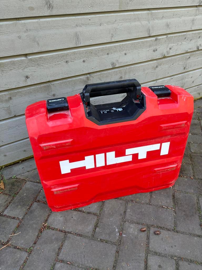 Hilti lege koffer voor gereedschap, Ophalen, Gebruikt