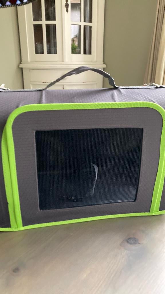 Kleine honden /poezen bench ook voor vliegtuig, Ophalen, Zo goed als nieuw