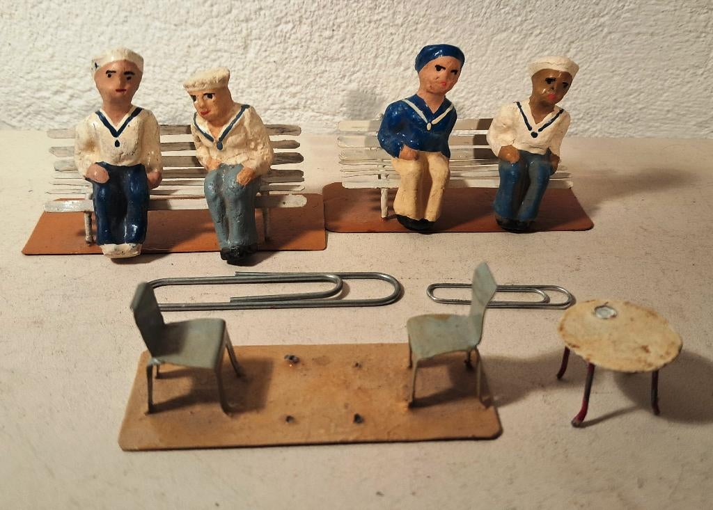 spoor 0 en 1: matrozen op repro marklin bankjes, Antiek en Kunst, Ophalen of Verzenden