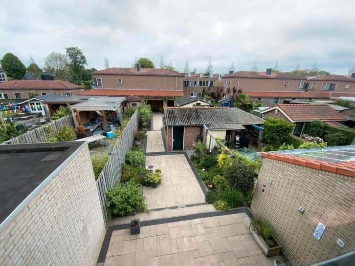 Gratis tuintegels – deels zelf eruit halen – +/- 70m², Tuin en Terras, Tegels en Klinkers, Gebruikt, Terrastegels, Overige materialen