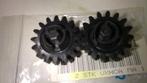 Nieuw  2 kunststof tandwielen, Ophalen of Verzenden, Nieuw