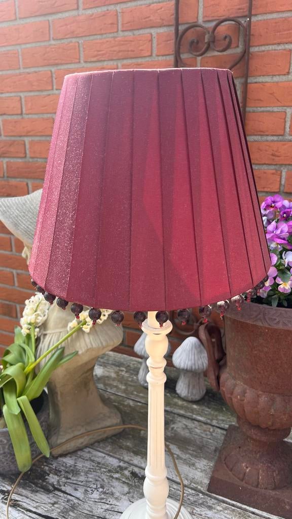 Bordeaux rode lampenkap van Laura Ashley, 25 tot 50 cm, Rond, Ophalen of Verzenden, Zo goed als nieuw