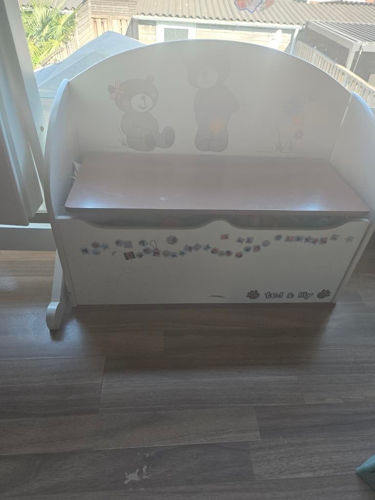 Witte speelgoedkist/bankje met Ted & Lily decoratie, Ophalen, Gebruikt, Jongen of Meisje