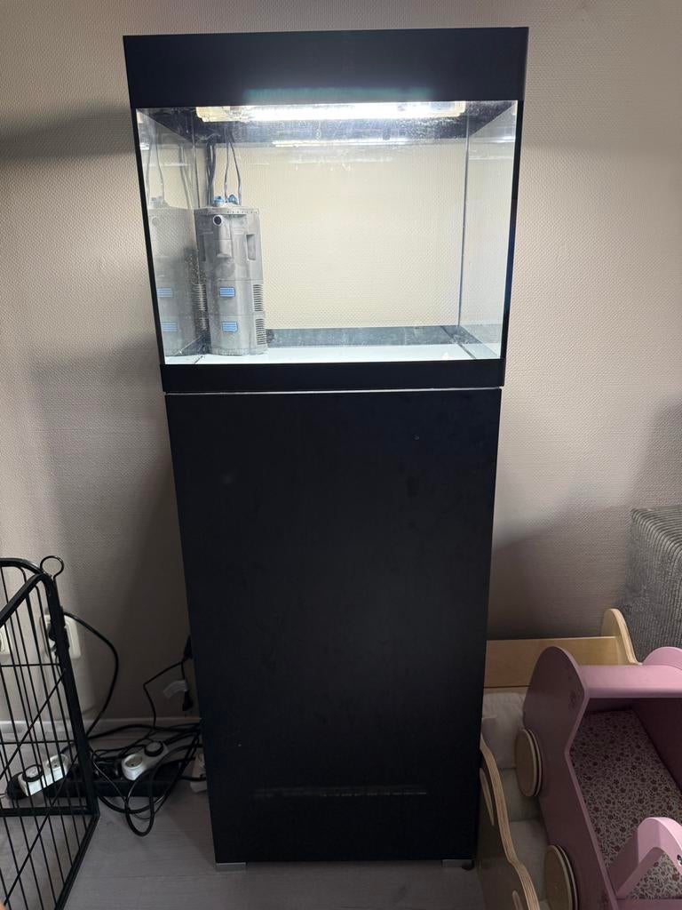 Aquarium 85 liter, Ophalen, Zo goed als nieuw