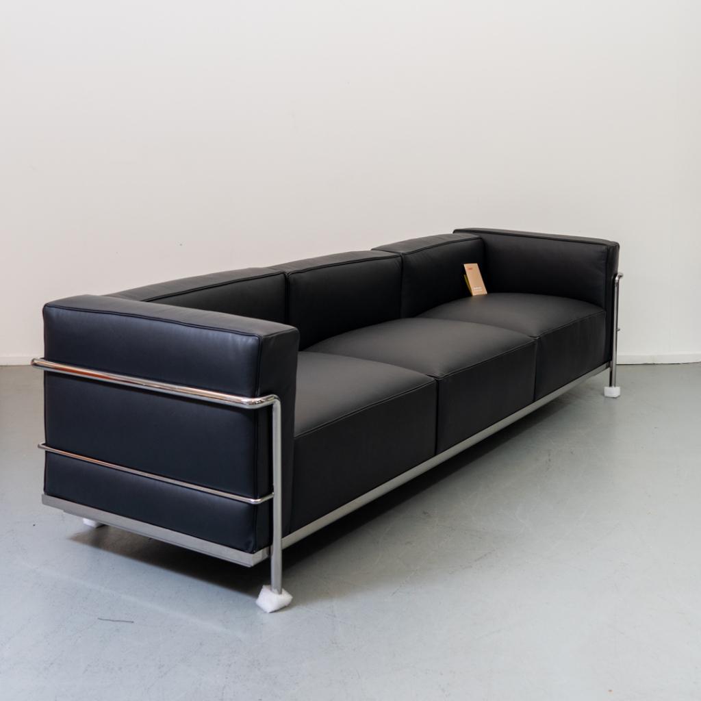 2x Cassina Le Corbusier LC3 Bank 3-zits Zwart Leer – Chroom, Niet ingevuld, Niet ingevuld, 75 tot 100 cm, Ophalen of Verzenden