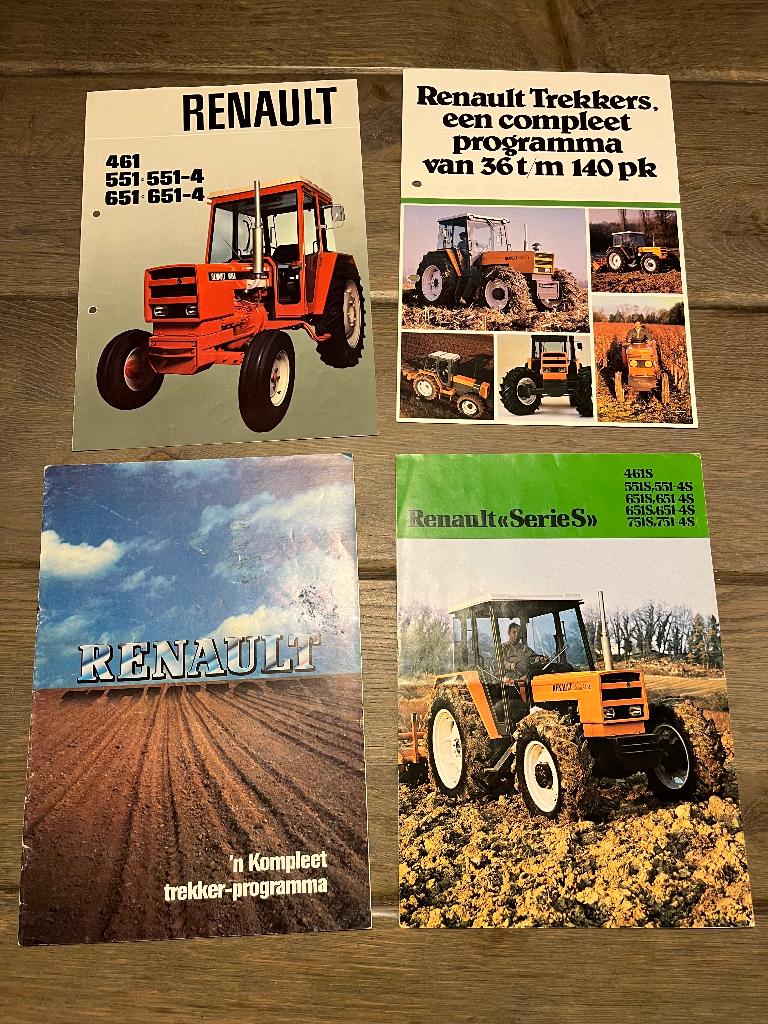 Renault trekker tractor folders brochures, Ophalen of Verzenden, Zo goed als nieuw