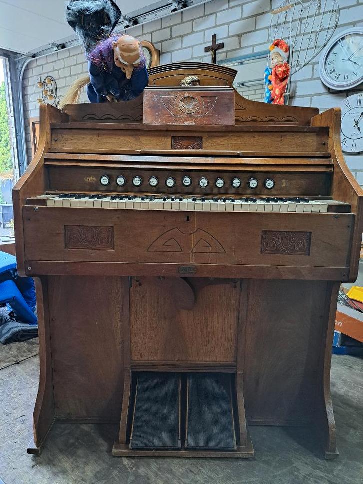 antiek harmonium, Muziek en Instrumenten, Orgels, Gebruikt, Harmonium, 1 klavier, Ophalen