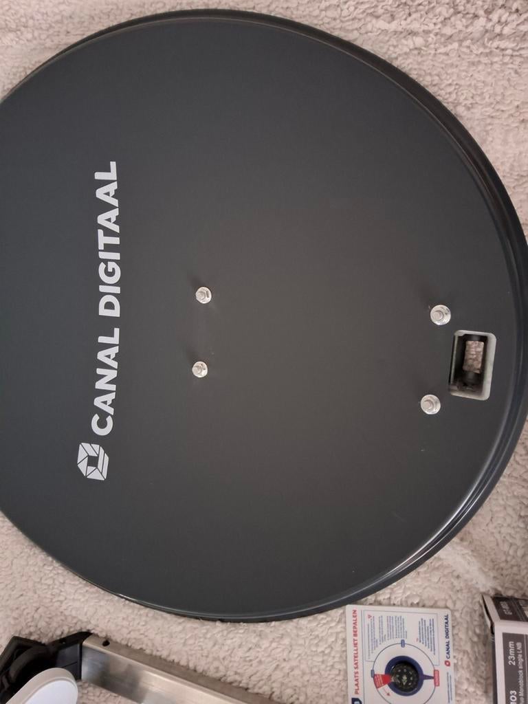 Z.g.a.n Canal Digitaal schotelantenne met MZ-102., Audio, Tv en Foto, Ophalen, Overige merken