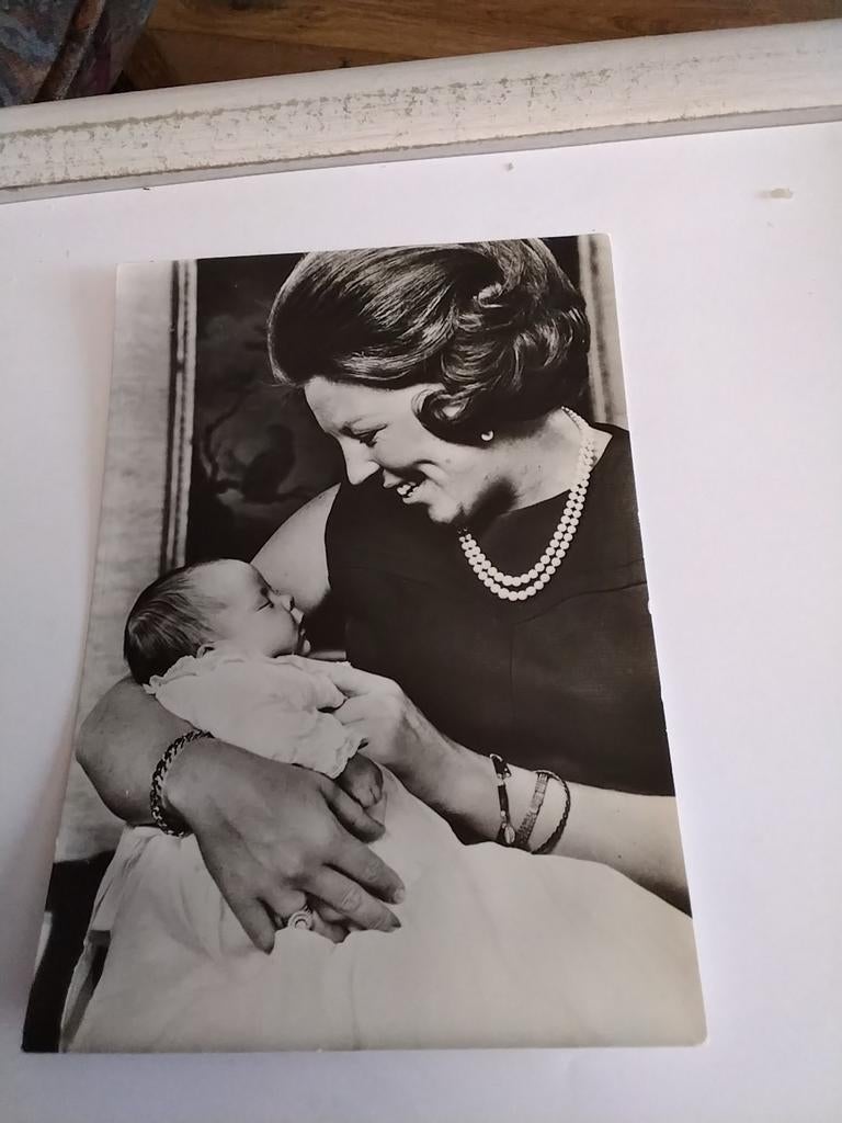 H.K.H. PRINSES BEATRIX MET Z.K.H. PRINS CONSTANTIJN, Verzamelen, Ophalen of Verzenden, Sterren en Beroemdheden