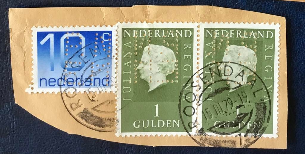 Perfin PNEM 2 op papier kavel per 9, Postzegels en Munten, Postzegels | Nederland, Ophalen of Verzenden, Na 1940, Gestempeld