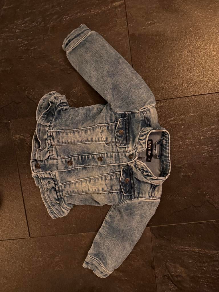 Leuk spijkerjasje Baby Blue maat 74, Kinderen en Baby's, Ophalen of Verzenden, Zo goed als nieuw, Meisje