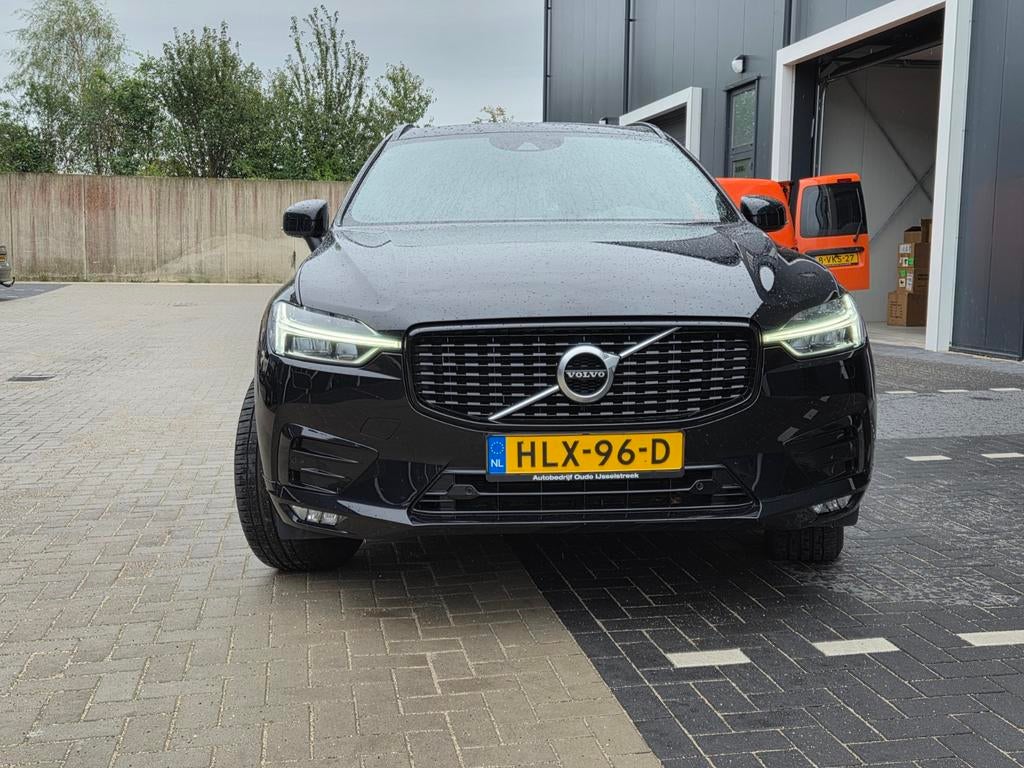 Volvo XC60 B5 250pk Geartronic R-Design Mild Hybrid, Auto's, 4 cilinders, 1969 cc, Zwart, Leder