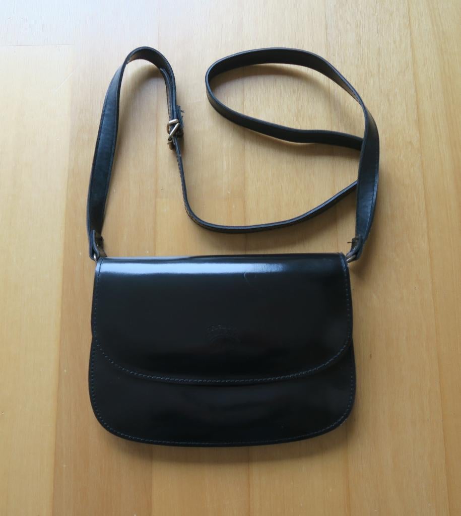 Mooie Calesa zwart lakleren schoudertas, Sieraden, Tassen en Uiterlijk, Tassen | Schoudertassen, Overige merken, Zwart, Ophalen of Verzenden