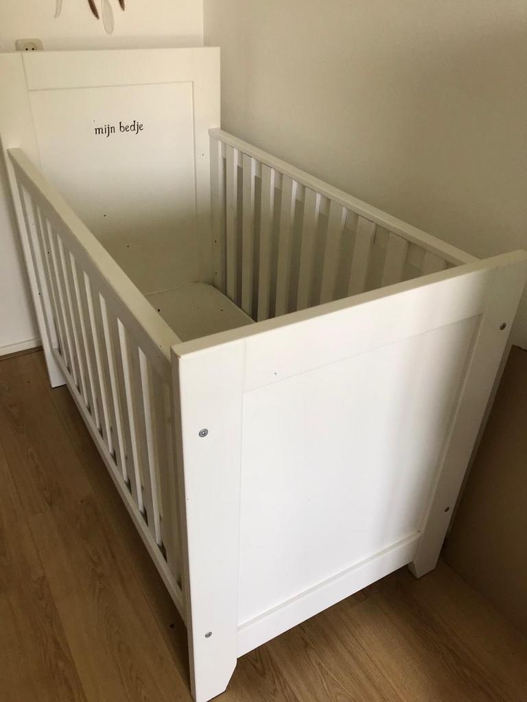 Wit babybedje, Ophalen, Zo goed als nieuw, Ledikant