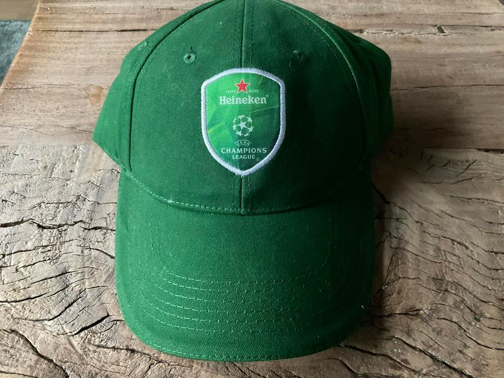 Heineken pet + sleutelhanger championsleague, Verzamelen, Biermerken, Ophalen of Verzenden, Nieuw, Kleding, Heineken