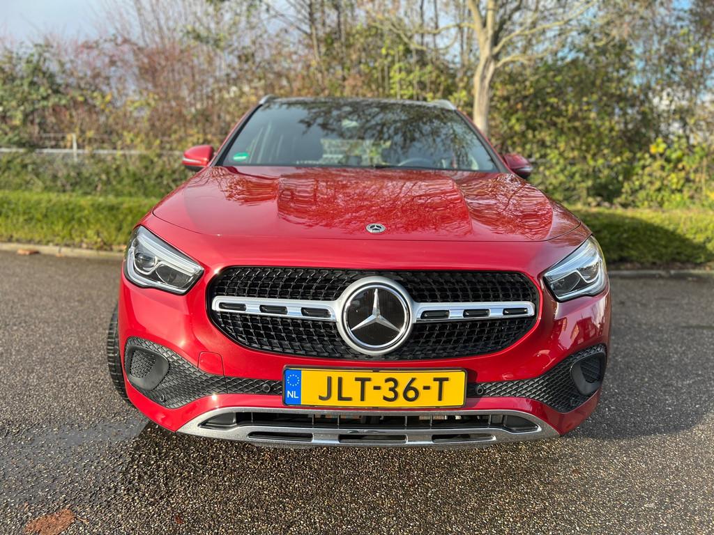 Mercedes-Benz GLA-klasse 250 e Progressive I Panorama Dak I, Auto's, Met garantie (alle), 15 kWh, Leder en Stof, Plug-in hybride