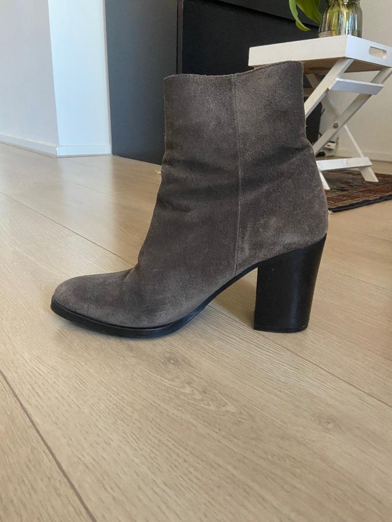 Via Vai laarzen, Kleding | Dames, Schoenen, Via Vai, Lage of Enkellaarzen, Ophalen of Verzenden, Zo goed als nieuw