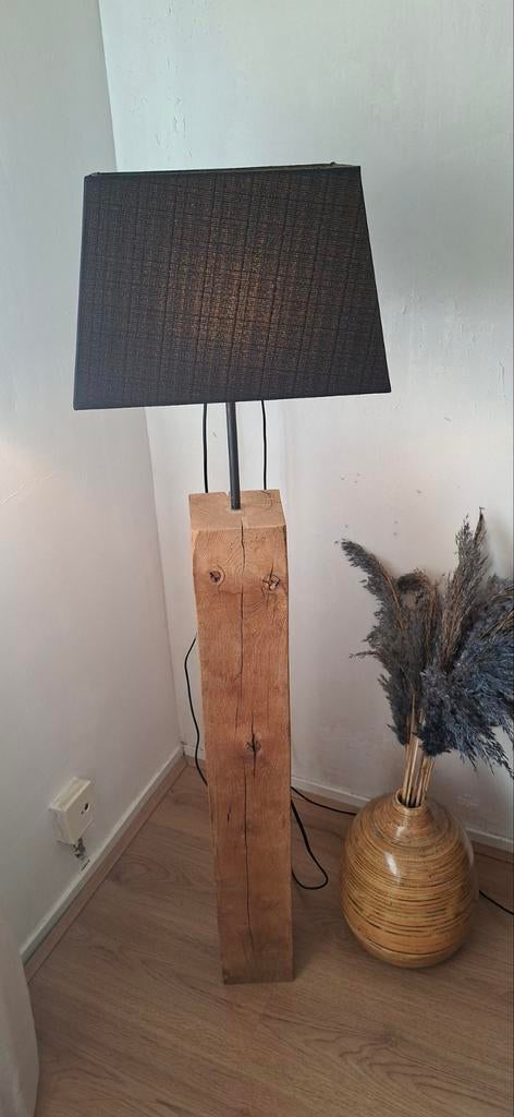 Mooie zware lamp, Ophalen, Zo goed als nieuw