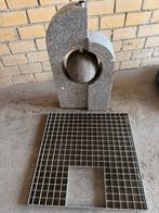Granieten waterornament met rooster, Ophalen